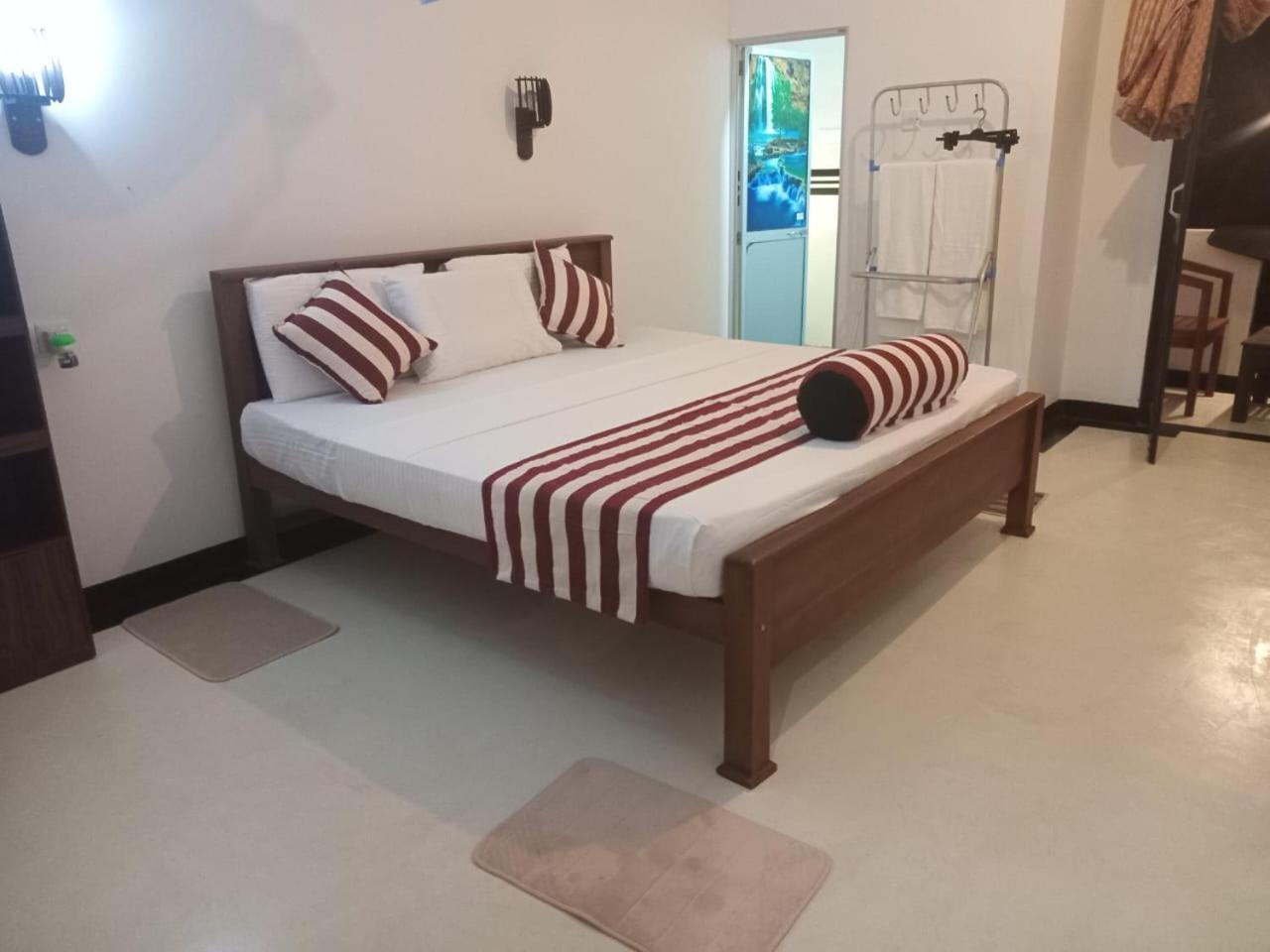 Little Villa Guest House อาฮานกามา ภายนอก รูปภาพ