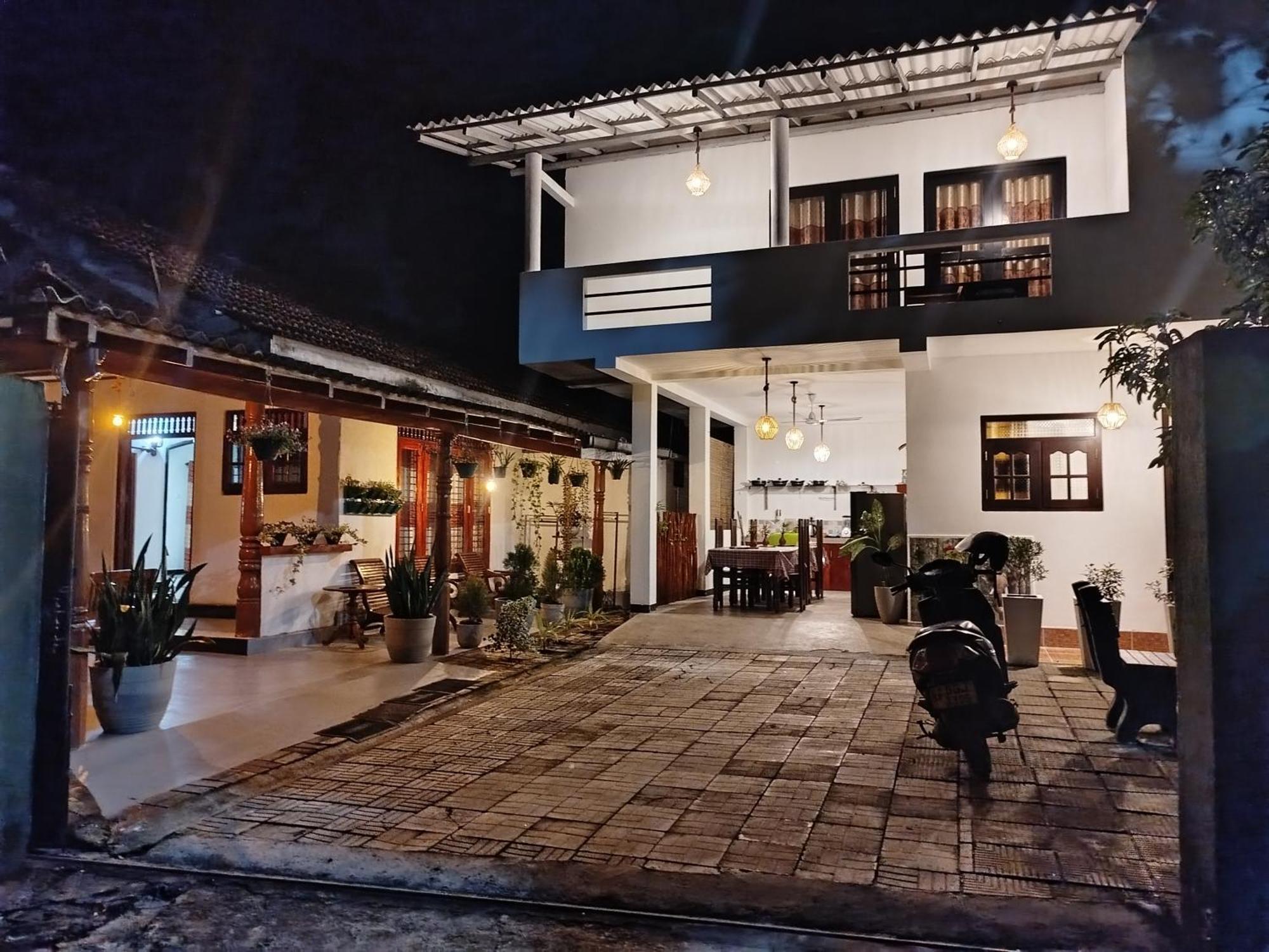 Little Villa Guest House อาฮานกามา ภายนอก รูปภาพ